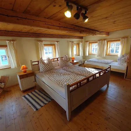Semesterbostad Oberlausitzer Ferienhaus Gebirgshaeusl